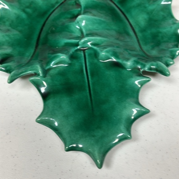 Holly Dish Triple Holly Ceramic - Picture 5 of 6